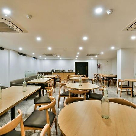 Hôtel Mudita By Kirti à Patna  Extérieur photo
